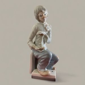 Vintage Tengra Porcelain Clown With Instrerment 10” Tall
